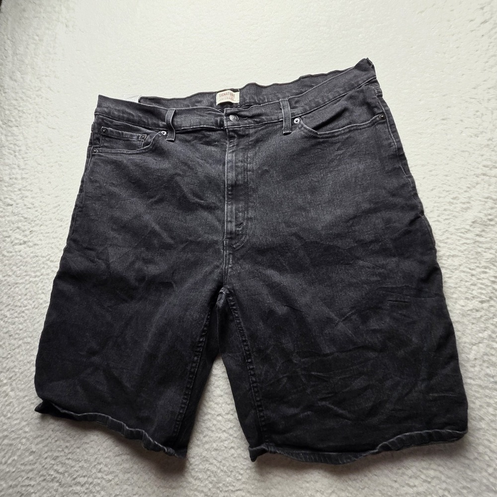 Signature By Levi Strauss Shorts Mens 42 Gray Denim Stretch Bermuda 11 Inseam